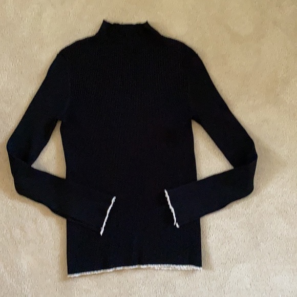 Zara Long Sleeve Sweater - Picture 2 of 8